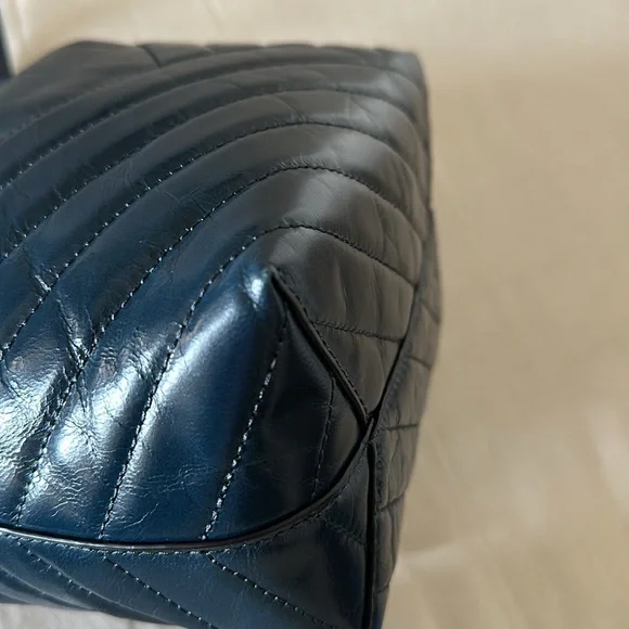 Tory Burch Drawstring Bucket Bag Blue Leather - Picture 13 of 14